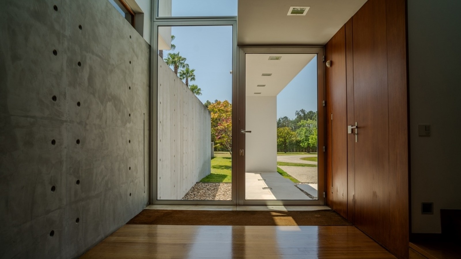 Villa with garden, pool and soccer pitch for sale in Ovar, Portugal_331295