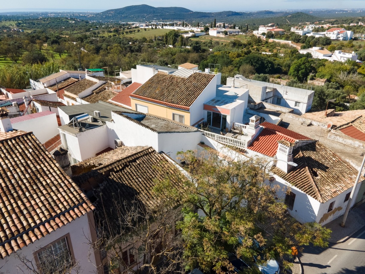 Moradia V3 para venda, no centro de Loulé, Algarve_331395