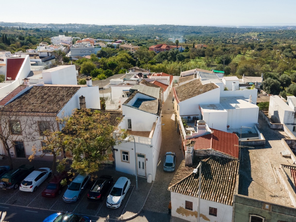 Moradia V3 para venda, no centro de Loulé, Algarve_331396