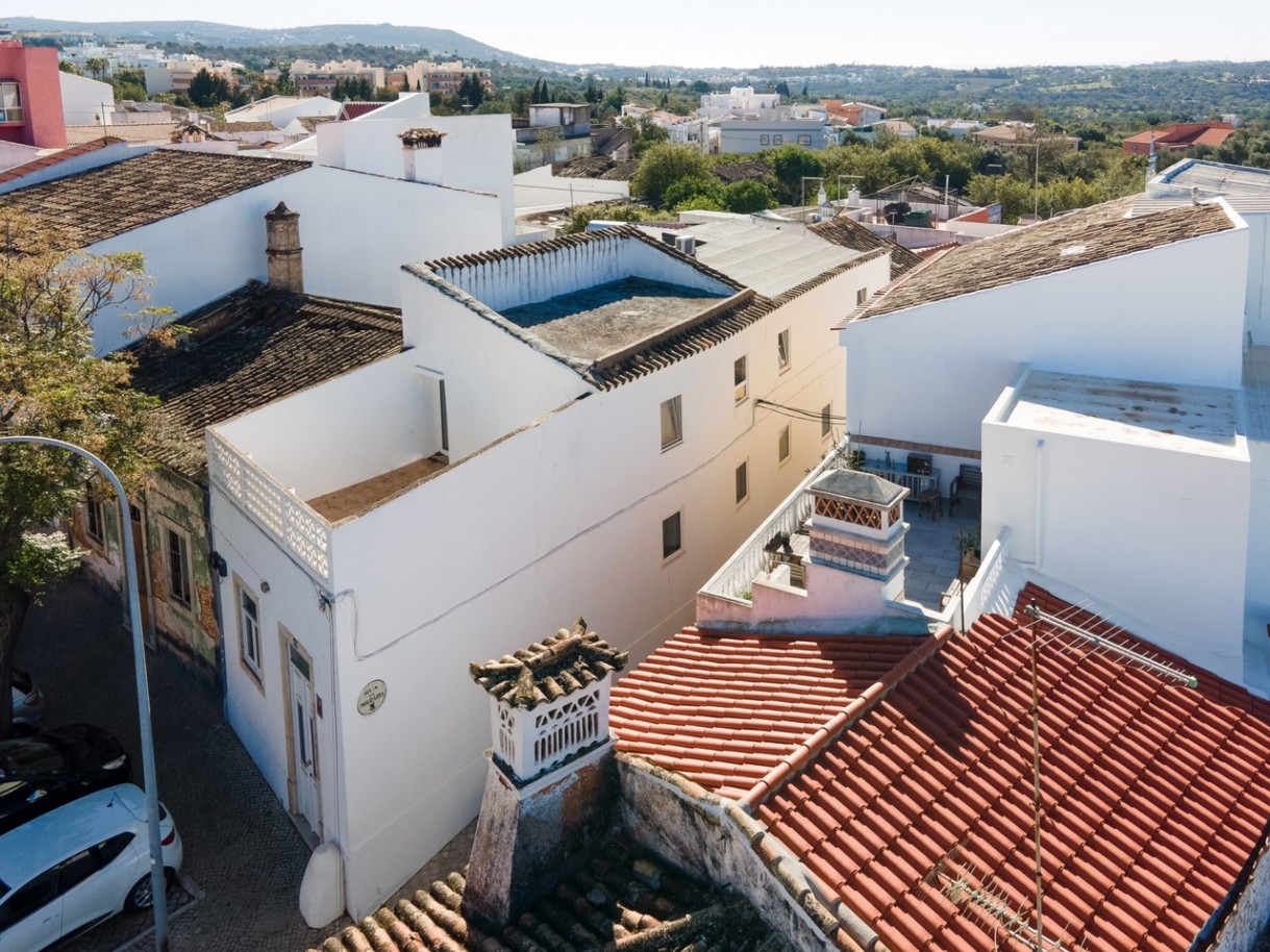 Moradia V3 para venda, no centro de Loulé, Algarve_331397