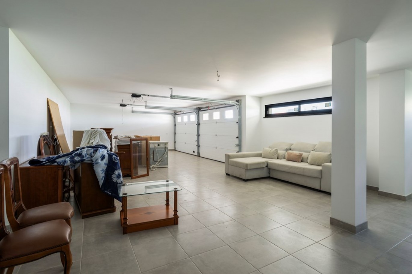 New 3 bedroom villa with pool for sale in Quarteira, Algarve, Portugal_331410