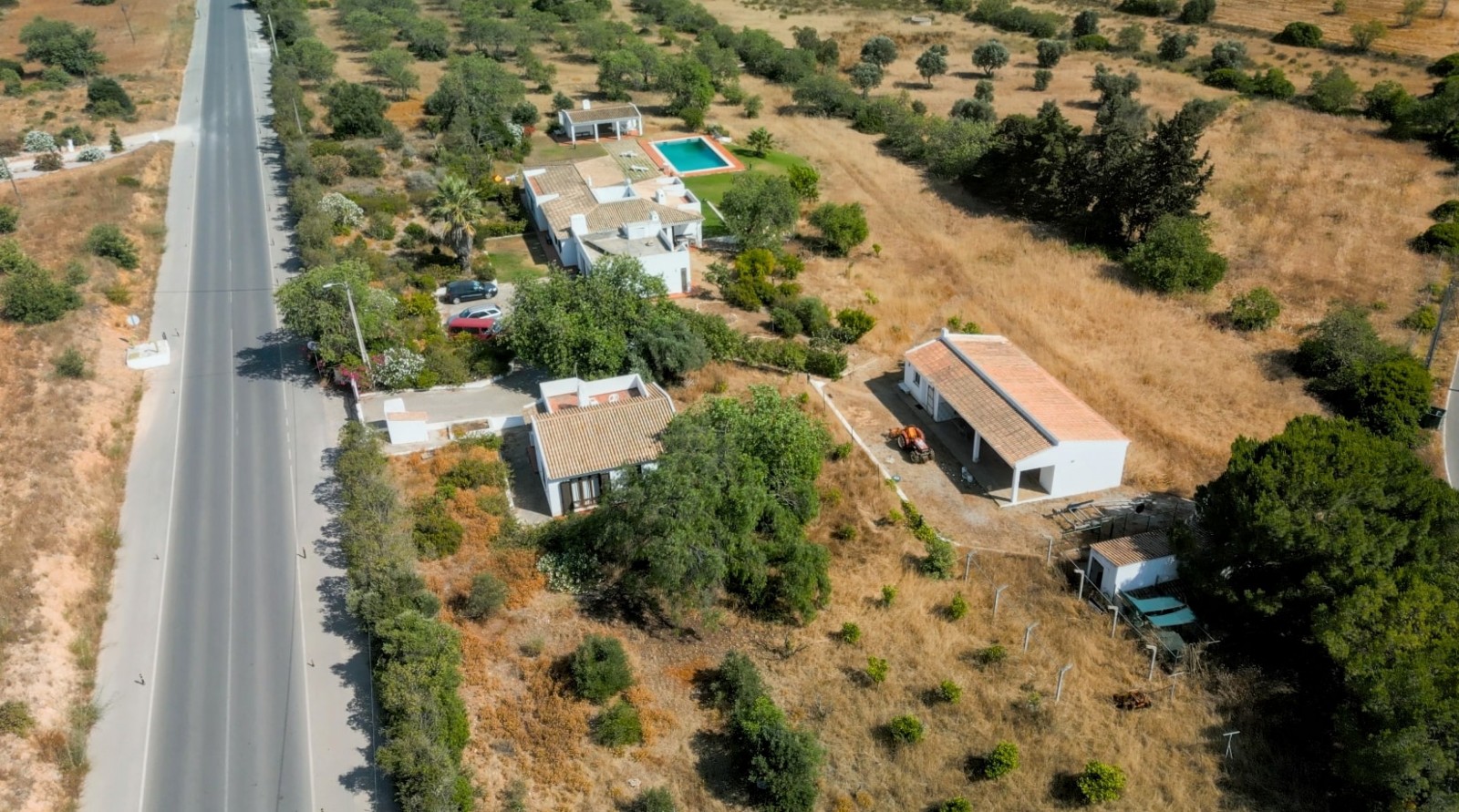 Large property for sale in Albufeira, Algarve, Portugal_331486