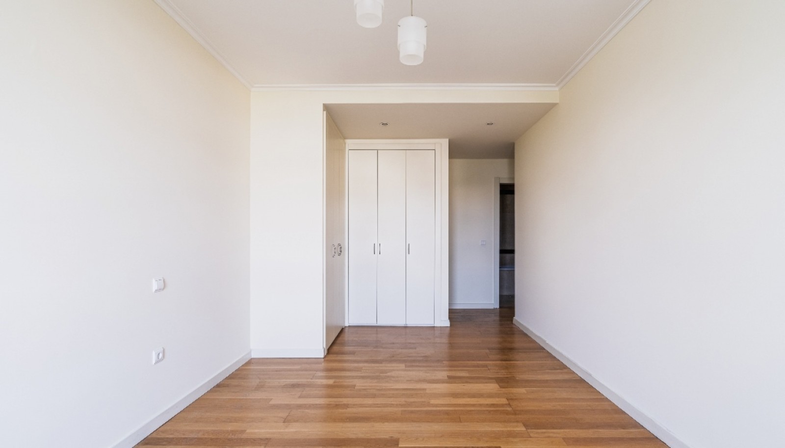Zwei schlafzimmer wohnung mit garage zur miete in Porto, Portugal_331946