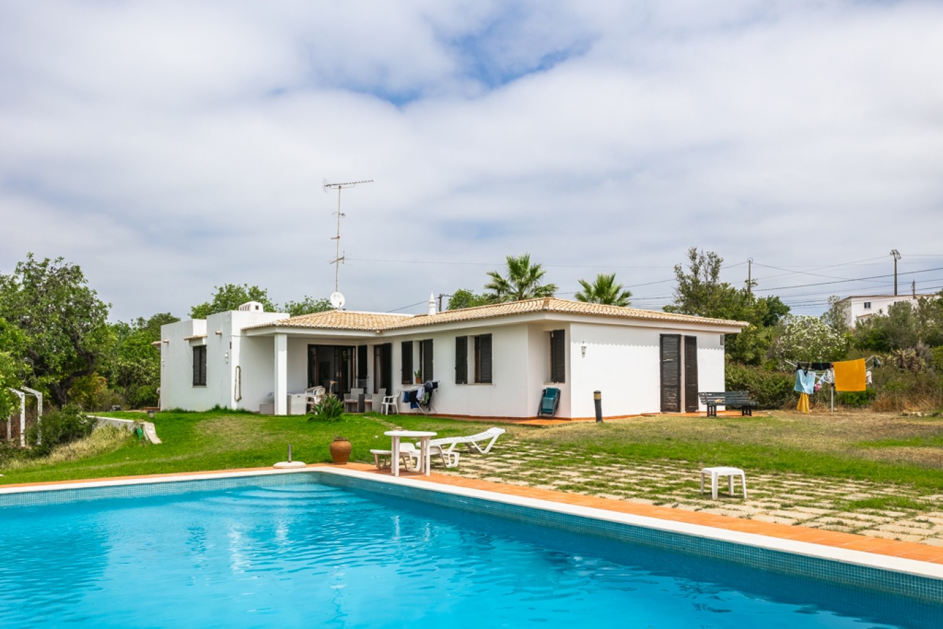 Large property for sale in Albufeira, Algarve, Portugal_332750