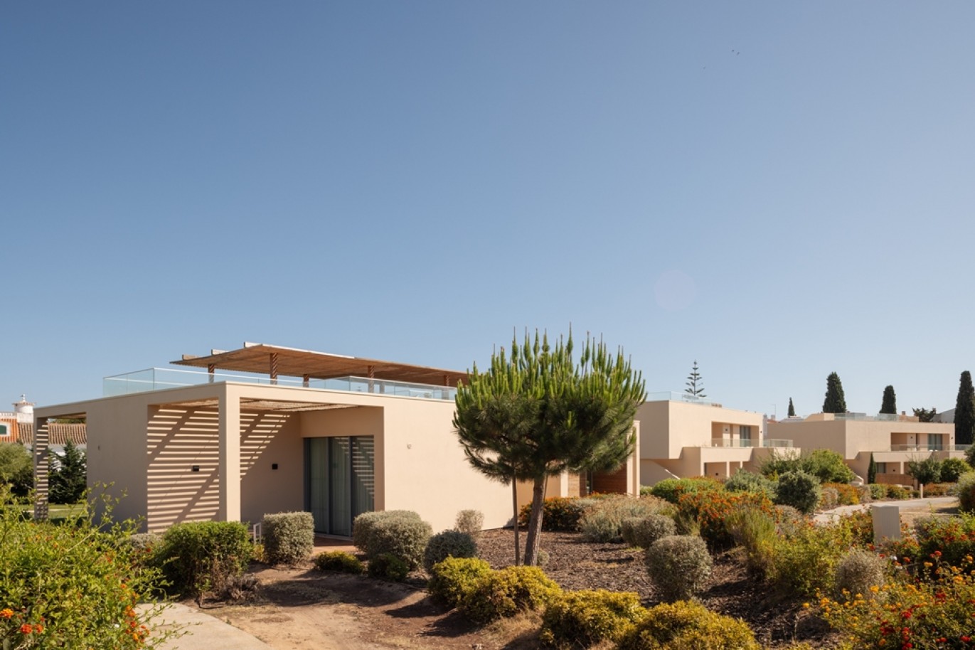 Moradia com terraço para venda em Porches, Algarve, Portugal_333855