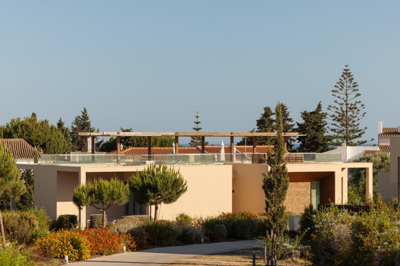Moradia com terraço para venda em Porches, Algarve, Portugal_333868