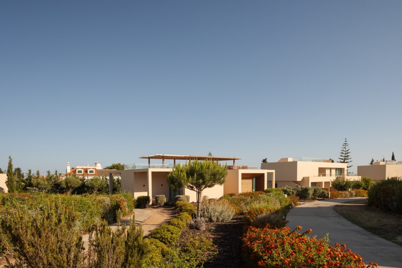 Moradia com terraço para venda em Porches, Algarve, Portugal_333869
