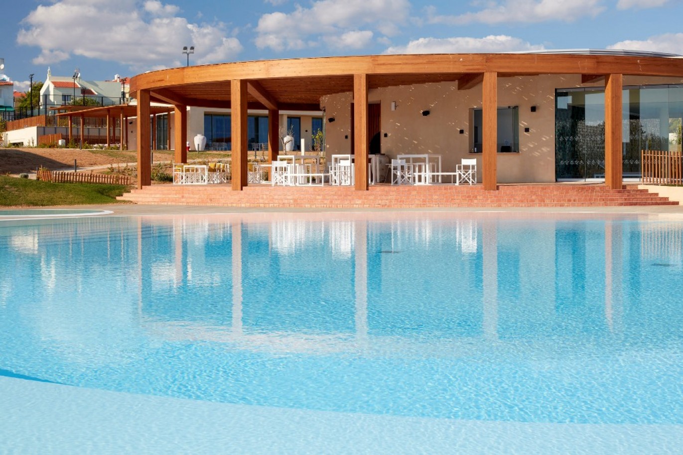 Moradia com terraço para venda em Porches, Algarve, Portugal_333875