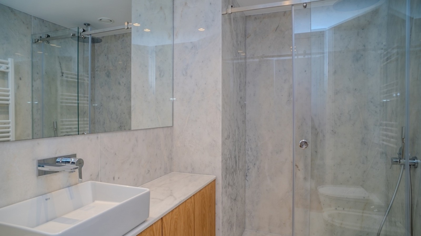 Ático de 4 dormitorios con piscina y terraza en venta Oporto, Portugal_334118