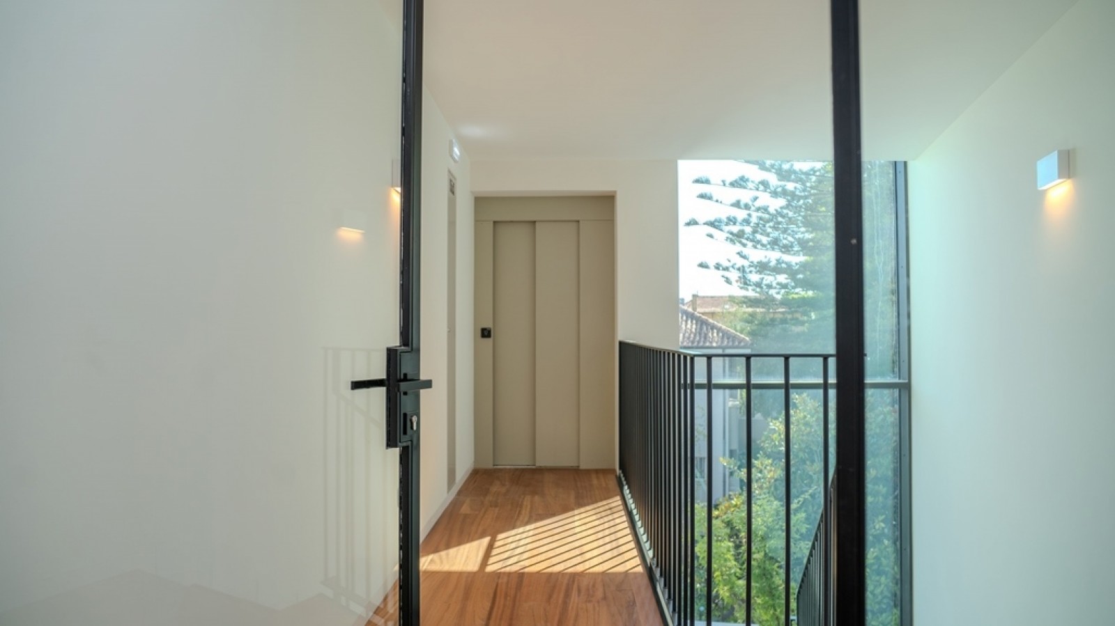 Ático de 4 dormitorios con piscina y terraza en venta Oporto, Portugal_334131