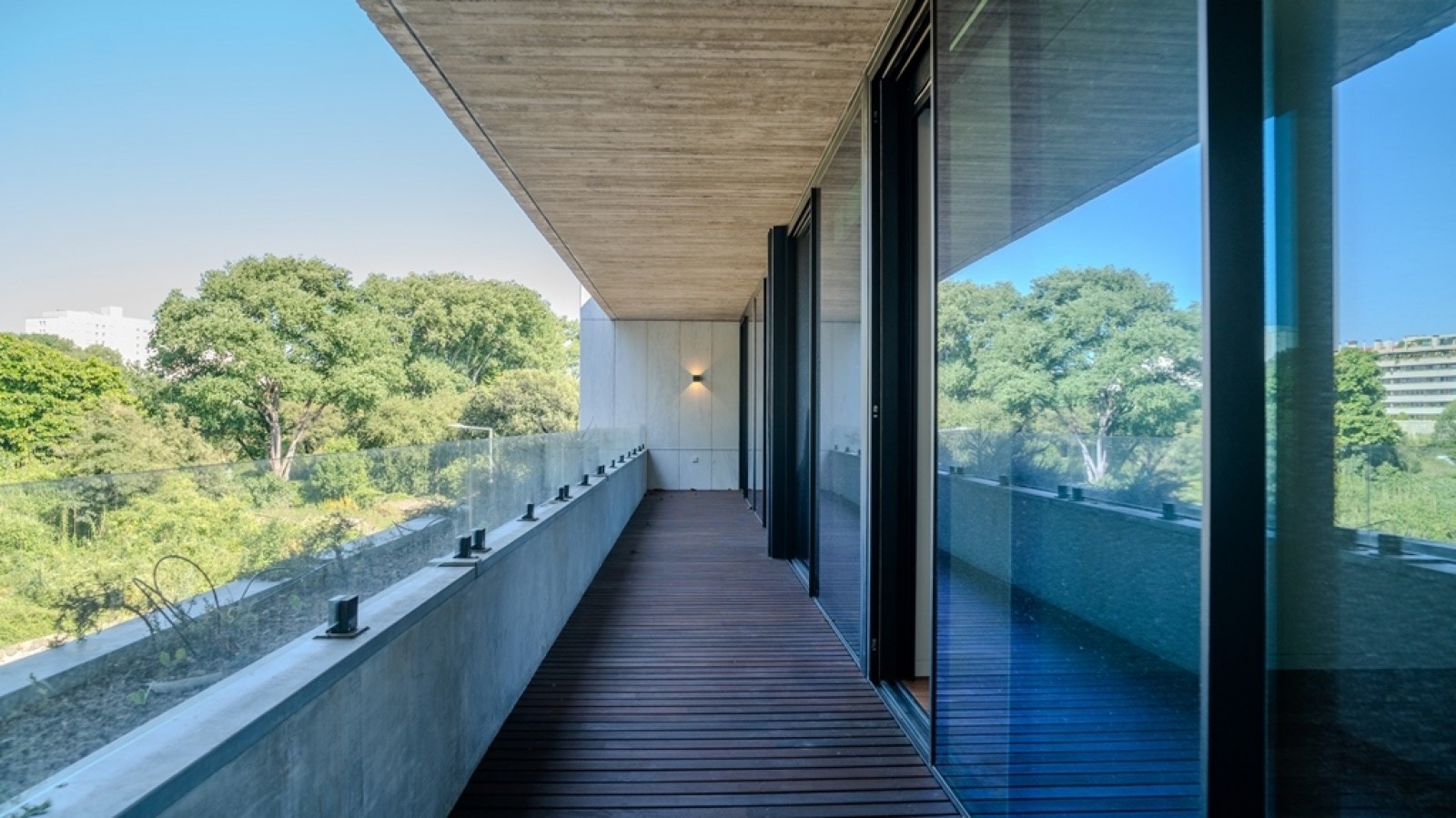 Ático de 4 dormitorios con piscina y terraza en venta Oporto, Portugal_334141