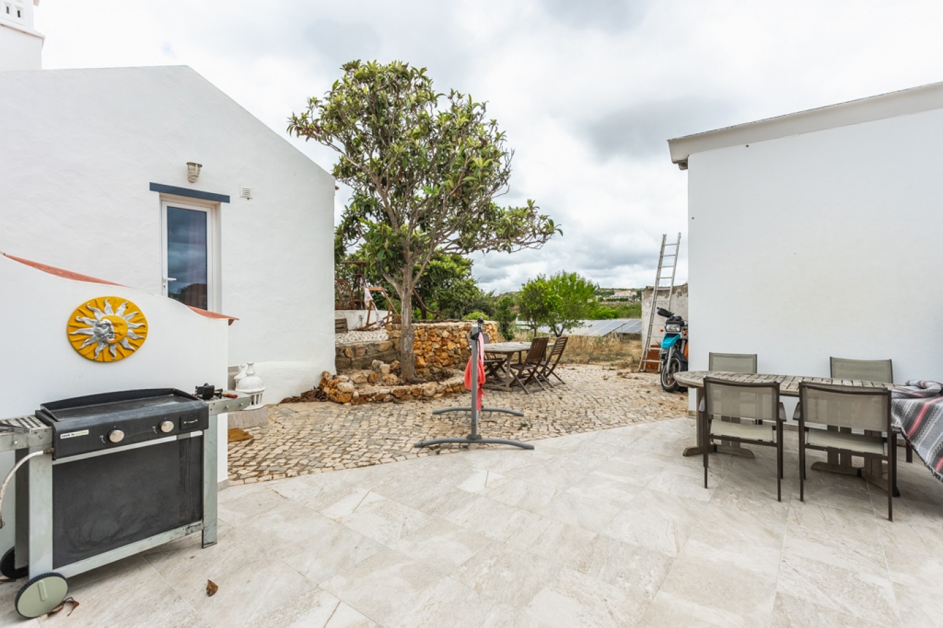 Propiedad con villa 6 dormitorios en venta en Luz, Algarve, Portugal_334409