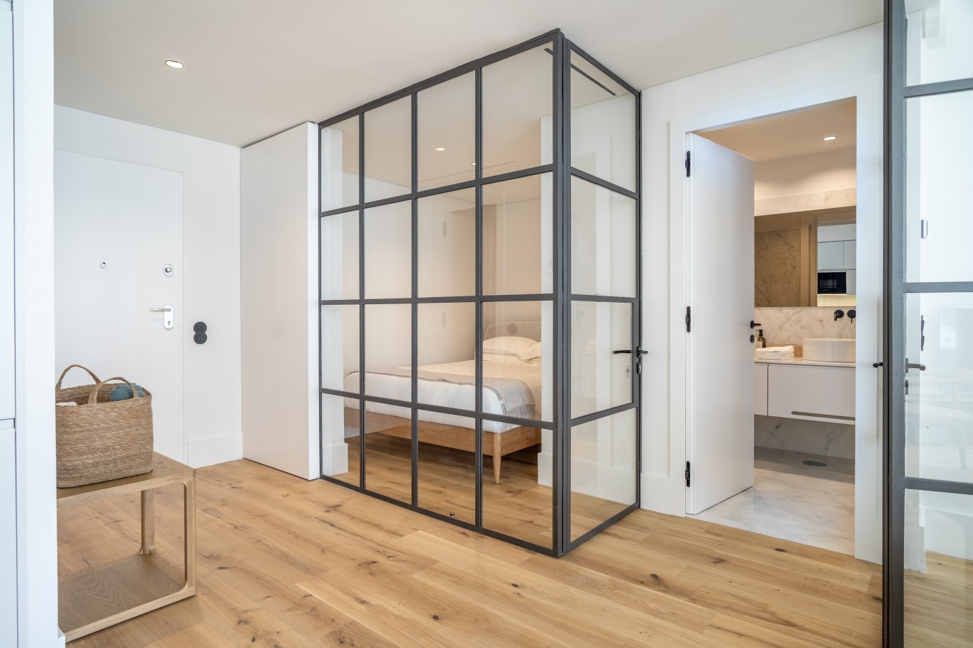 Möblierte 2-Schlafzimmer-Wohnung zu verkaufen, Porto, Portugal_334470