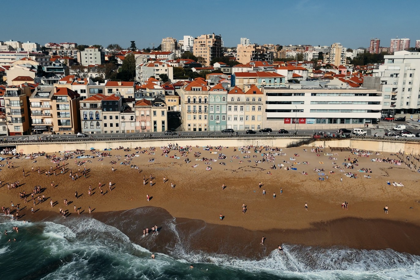 1 Schlafzimmerwohnung neuwertig möbliert zu verkaufen, Porto, Portugal_334498