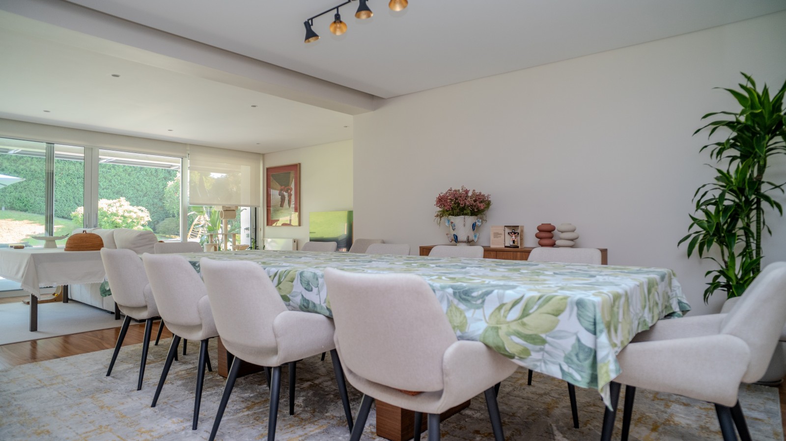 Villa with pool and garden for sale in Leça do Balio, Portugal_334612