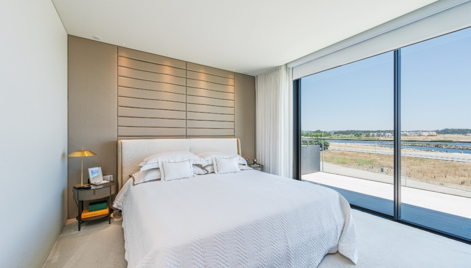 Contemporary 3 bedroom villa with pool for sale Vila do Conde, Portugal_334777