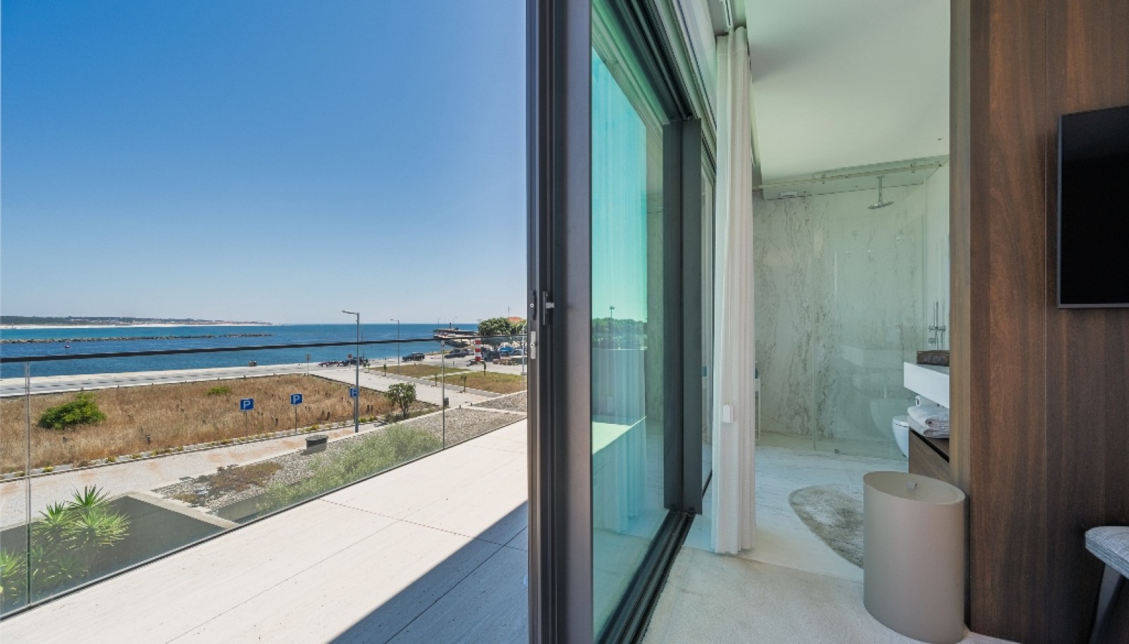 Contemporary 3 bedroom villa with pool for sale Vila do Conde, Portugal_334779