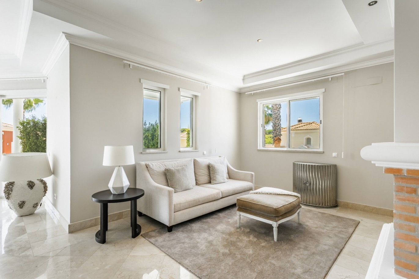Luxury 5+2 bedroom villa for sale in Vale do Lobo, Algarve, Portugal_334988