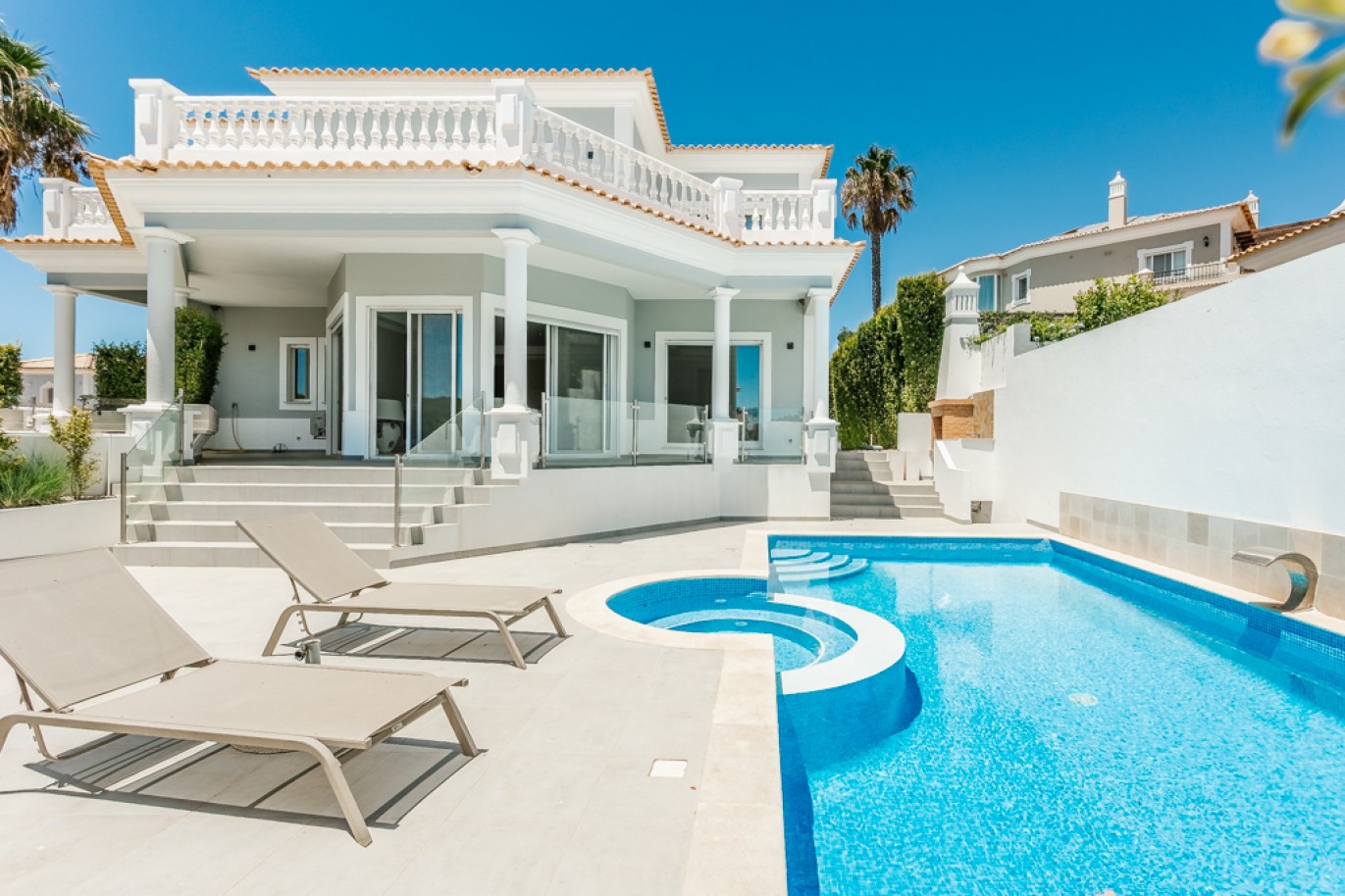 Luxury 5+2 bedroom villa for sale in Vale do Lobo, Algarve, Portugal_334992