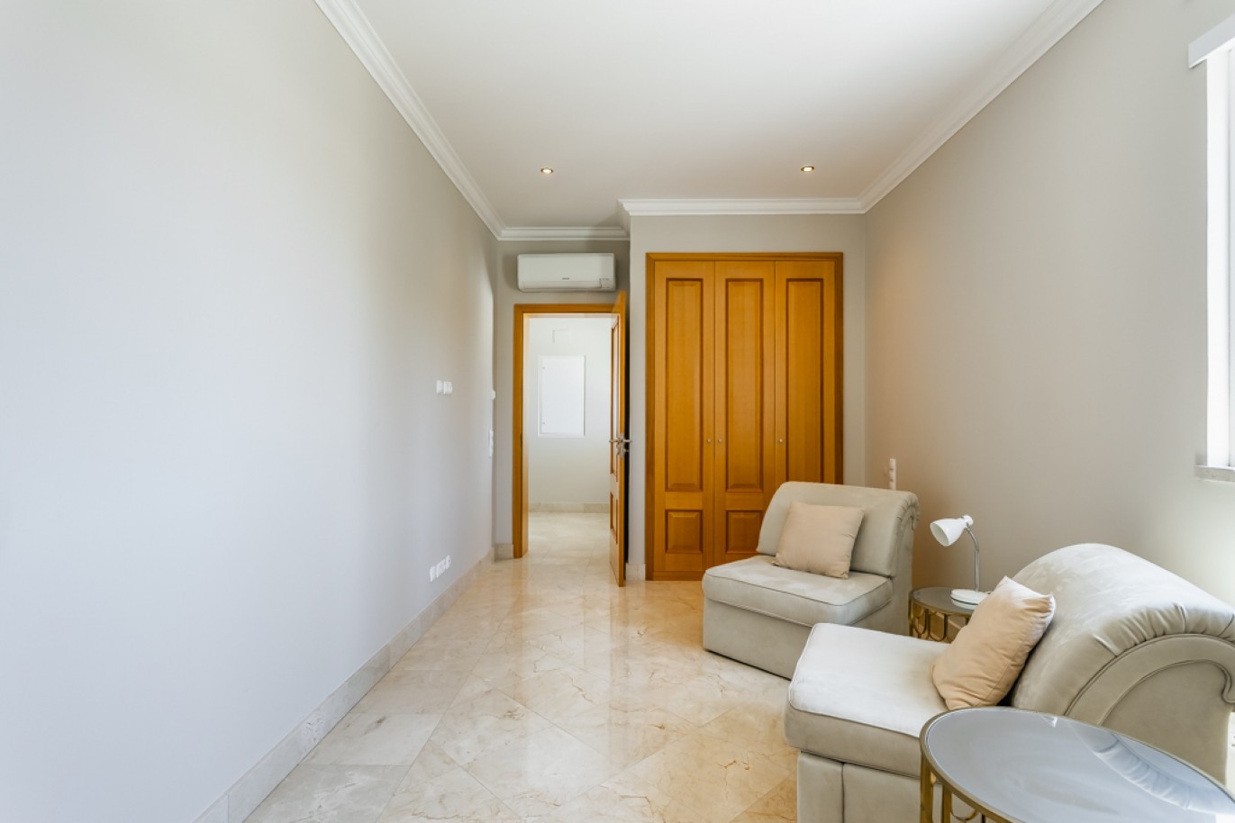 Luxury 5+2 bedroom villa for sale in Vale do Lobo, Algarve, Portugal_334999