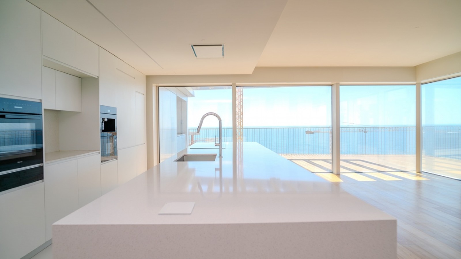 Penthouse T3, vista mar e rio, para venda em Vila Nova Gaia, Portugal_335543