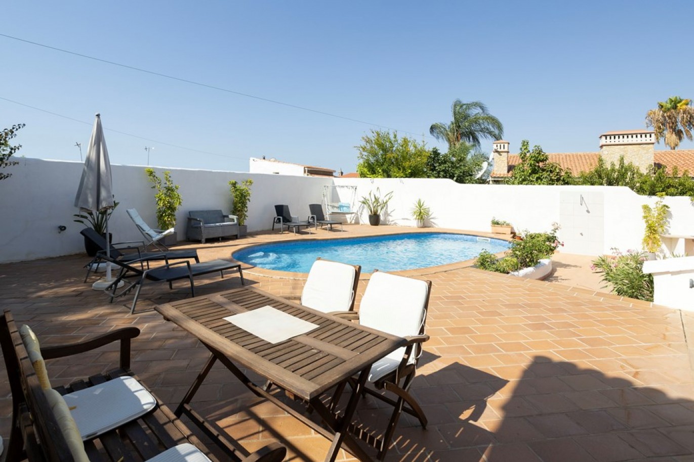 4-bedroom villa with pool, for sale in Boliqueime, Algarve, Portugal_335953