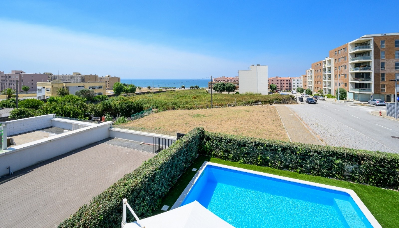 Moradia V3+1, com jardim e piscina, em Leça da Palmeira, Portugal_336076