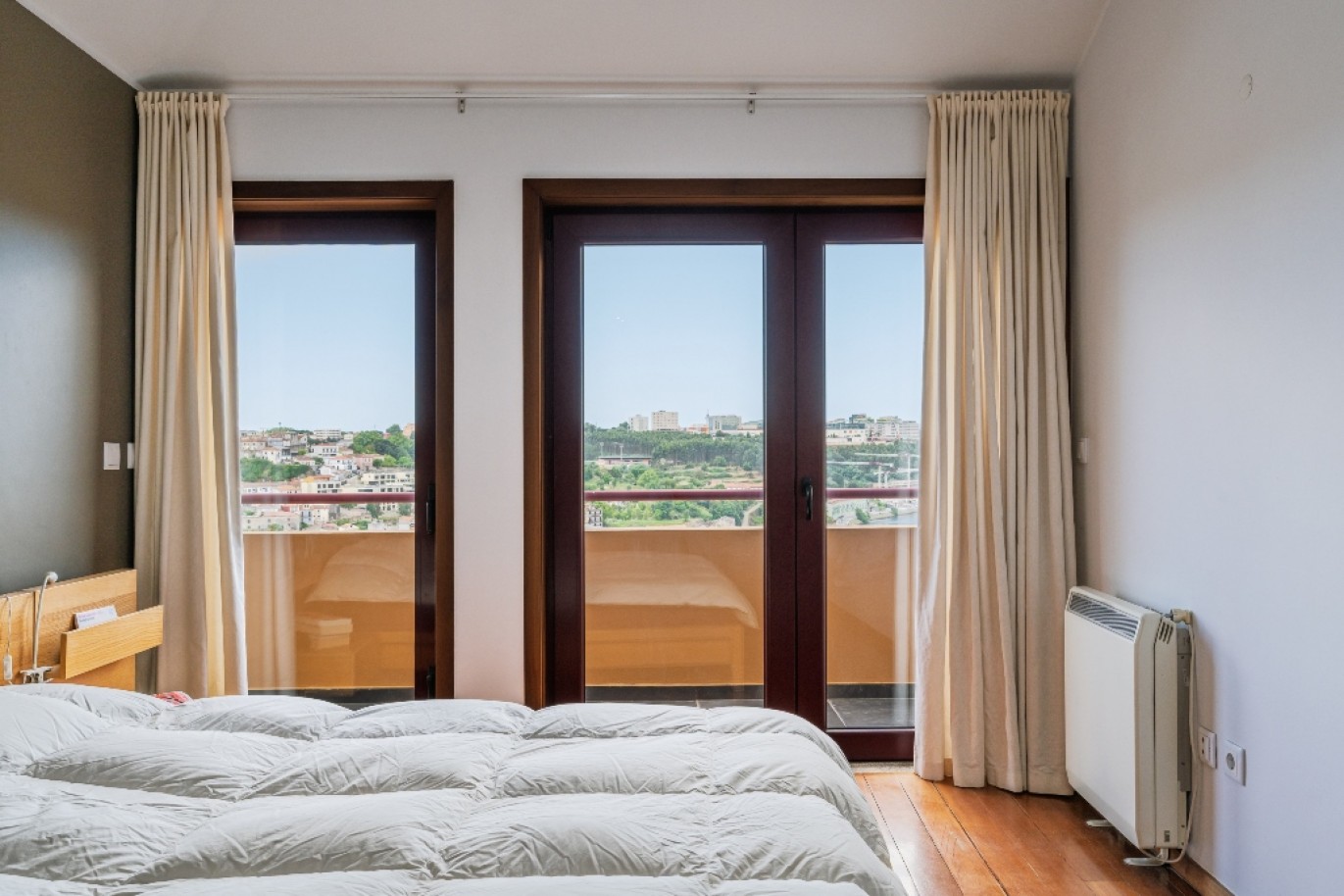 Apartamento Duplex com 3 quartos e vistas de rio no Porto em Portugal_336345