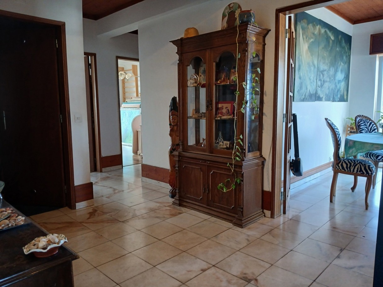 3-bedroom apartment for sale in the center of Loulé, Algarve, Portugal_336444