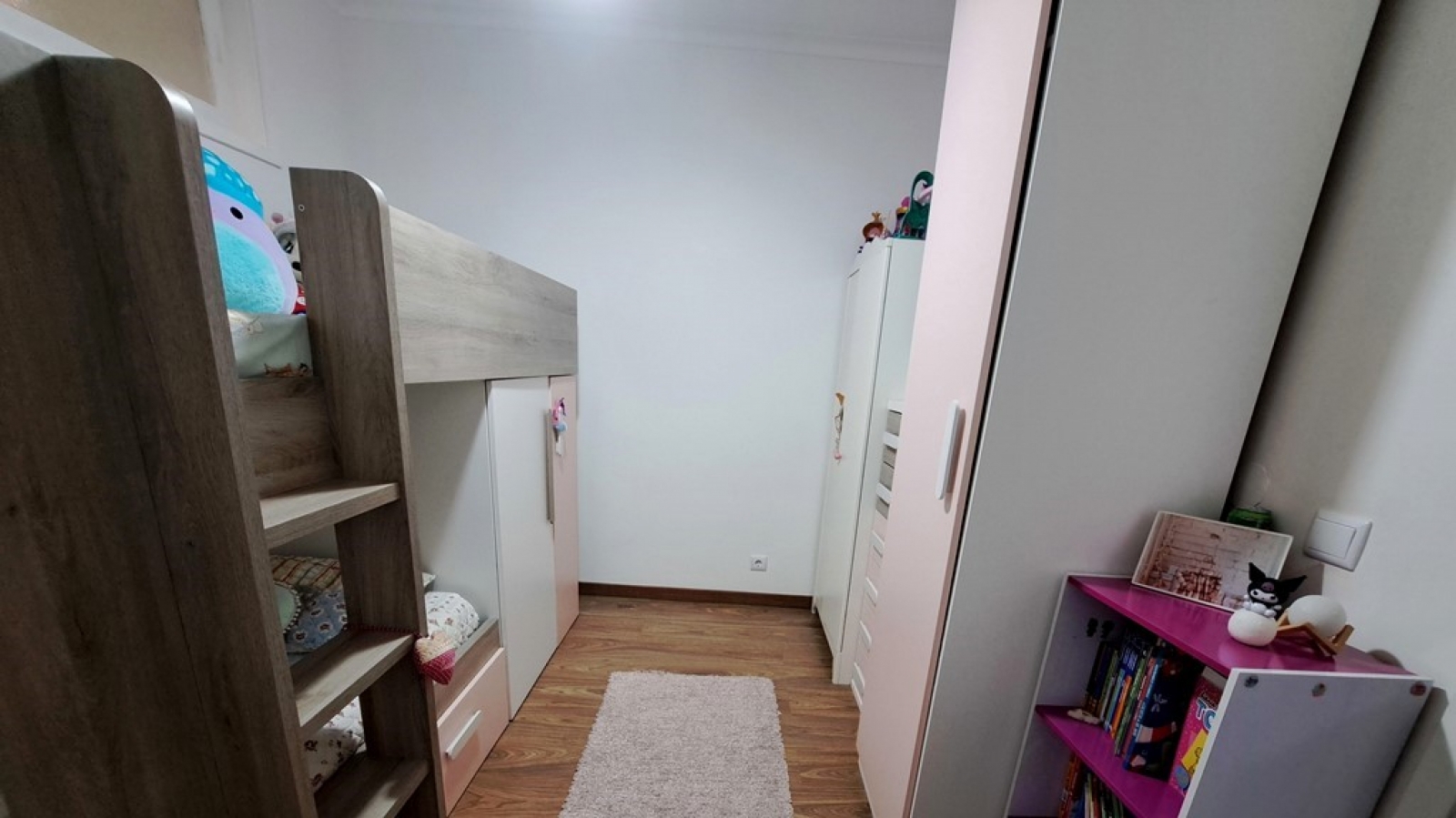 Renovated 2+1 bedroom apartment for sale in Vila Nova de Gaia, Portugal_336725