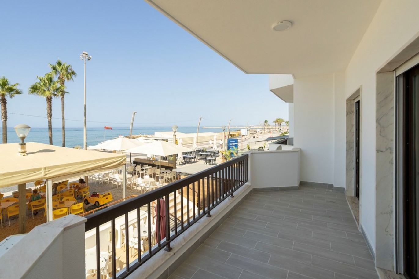 3-bedroom apartment, sea front, for sale, Quarteira, Algarve, Portugal_336810
