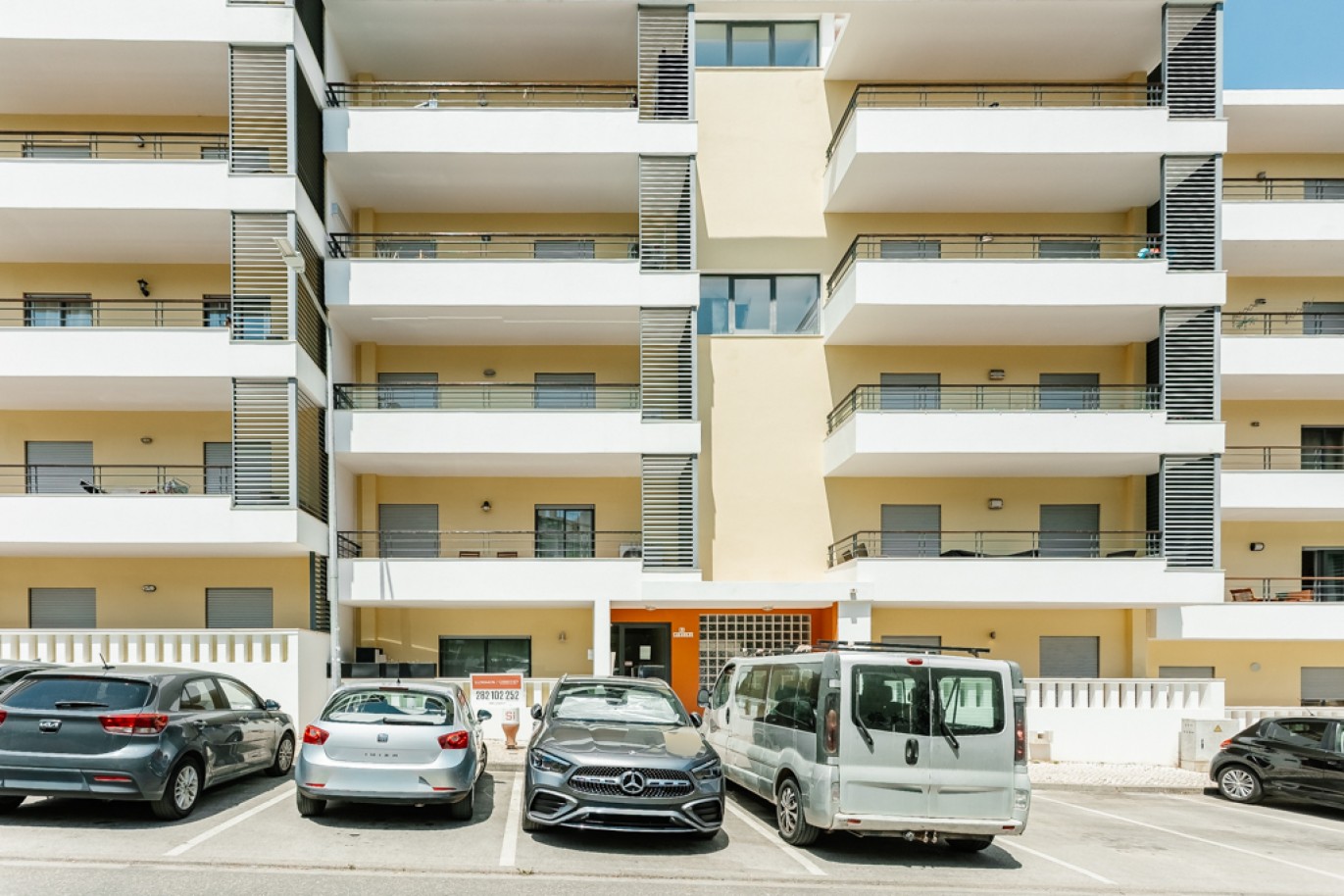 Apartamento T2 com garagem para venda em Lagos, Algarve_336927