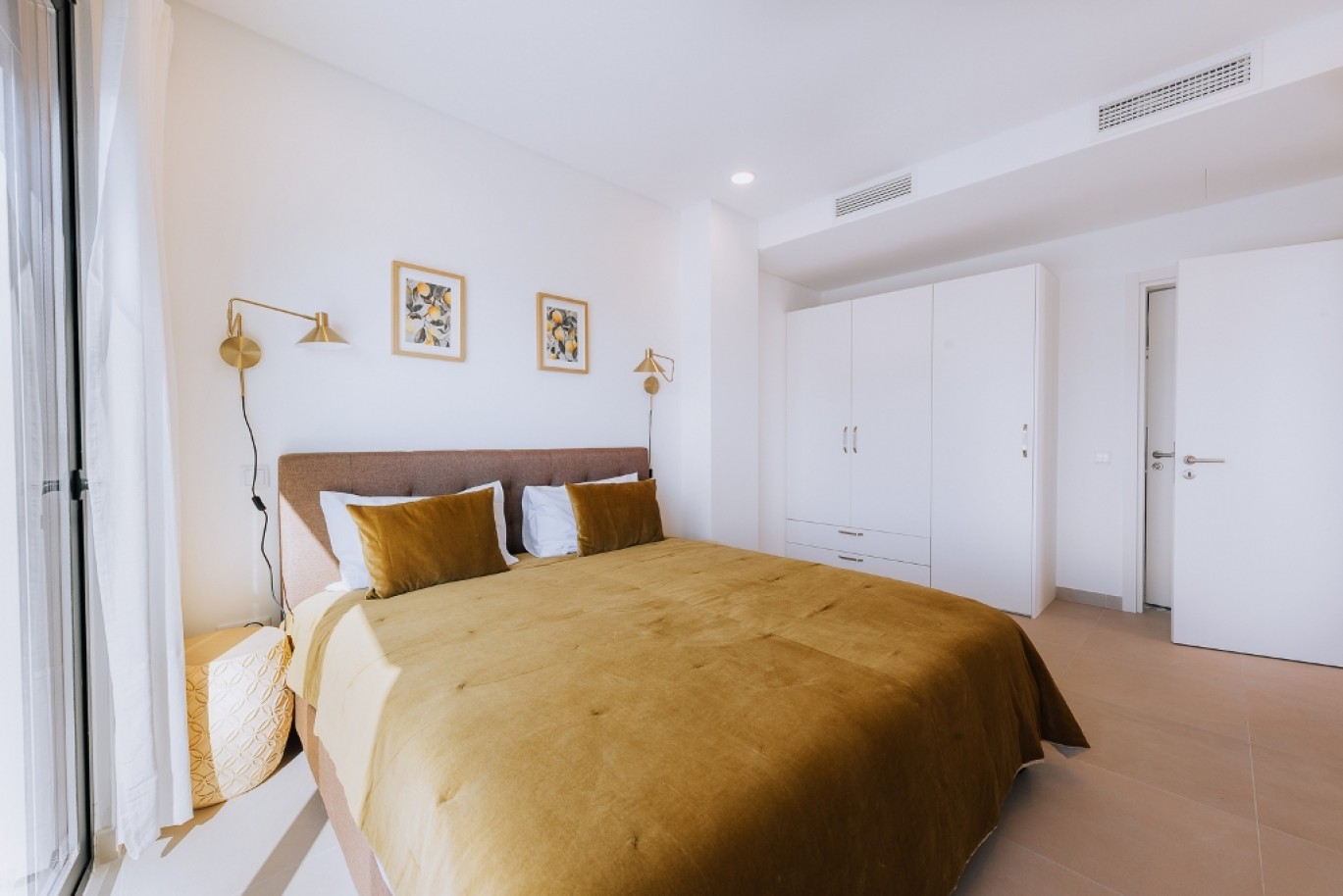 2 bedroom apartments, for sale in Faro, Algarve_336994