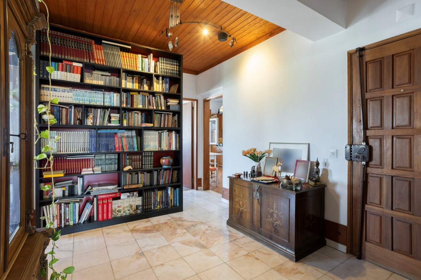 3-bedroom apartment for sale in the center of Loulé, Algarve, Portugal_337221