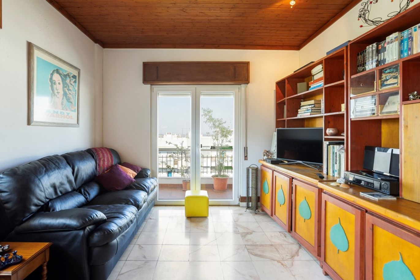 3-bedroom apartment for sale in the center of Loulé, Algarve, Portugal_337226