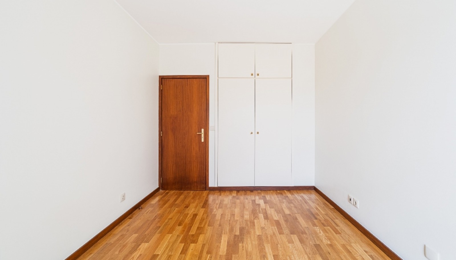 Appartement de 2 chambres avec terrasses à vendre à Porto, Portugal_337474