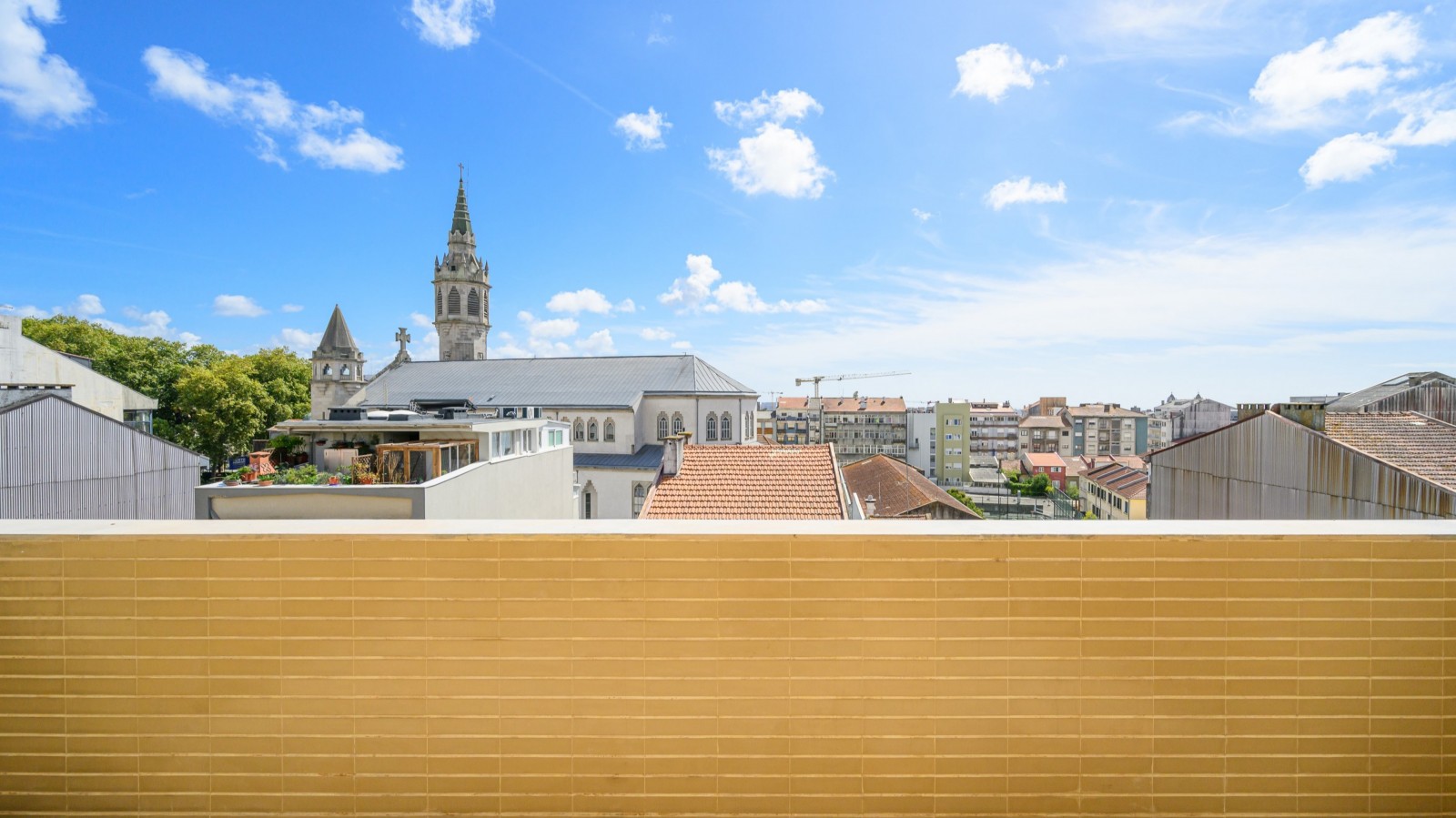 Appartement de 2 chambres avec terrasses à vendre à Porto, Portugal_337485