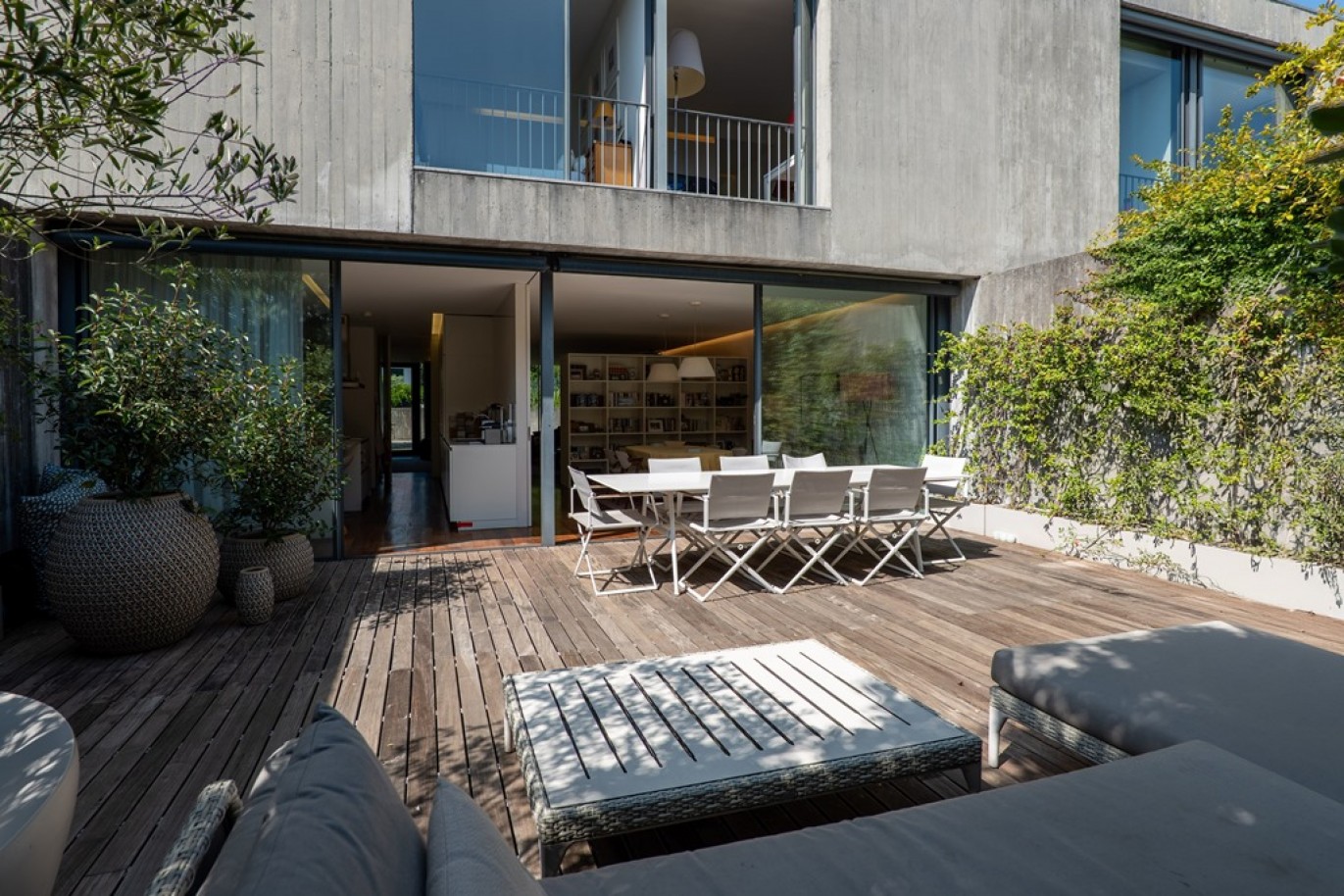 Villa moderne avec jardin à vendre à Pinheiro Manso, Porto, Portugal_338033