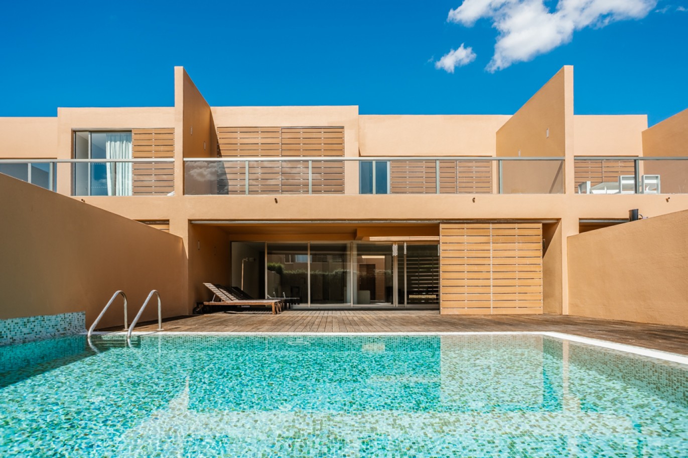 Moradia V4 com piscina, à venda na Herdade dos Salgados, Algarve_338208
