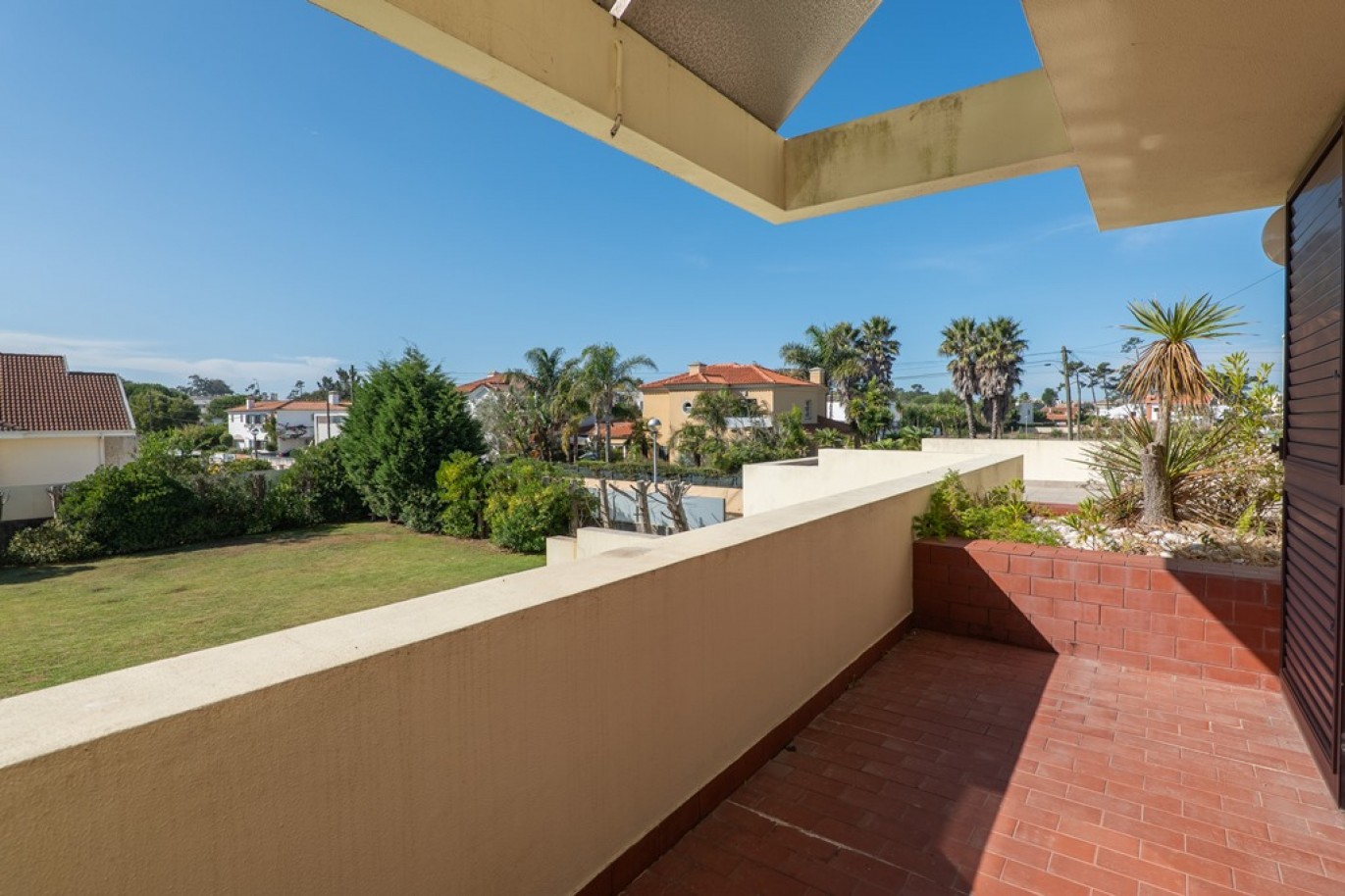 Villa mit Garten, Pool und Garage zu verkaufen in Esmoriz, Portugal_338266