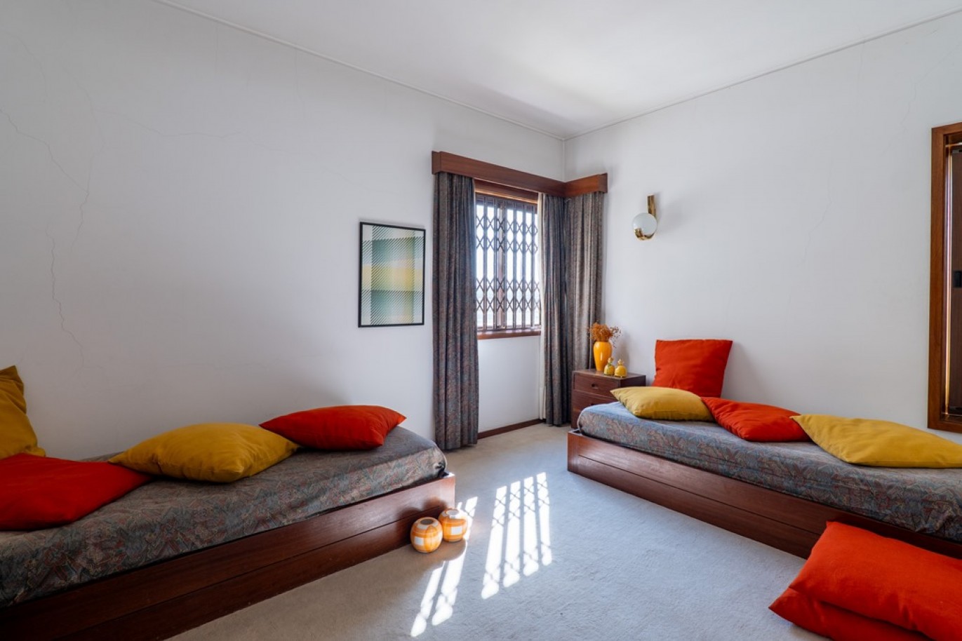 Villa mit Garten, Pool und Garage zu verkaufen in Esmoriz, Portugal_338270