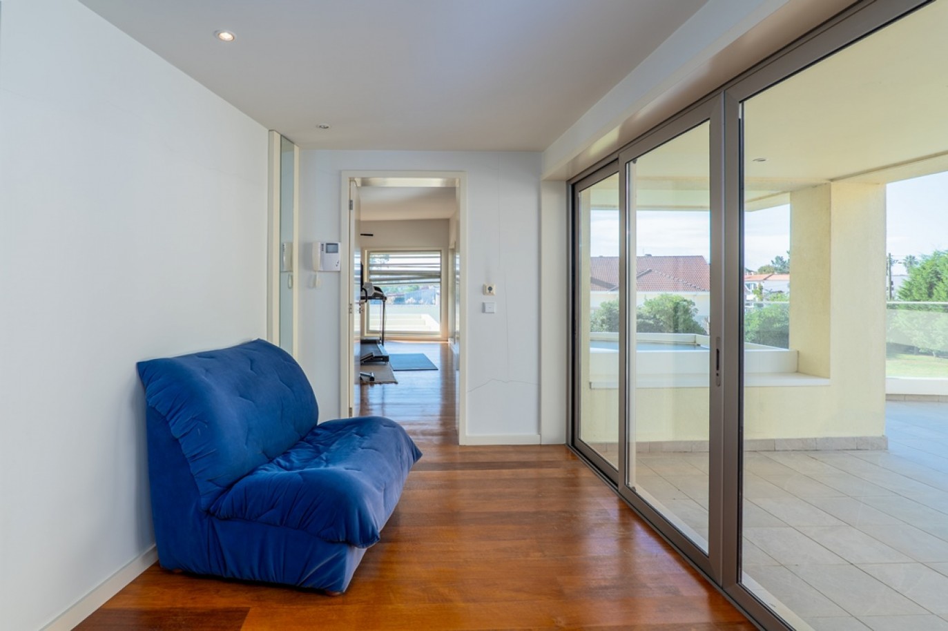 Villa mit Garten, Pool und Garage zu verkaufen in Esmoriz, Portugal_338297