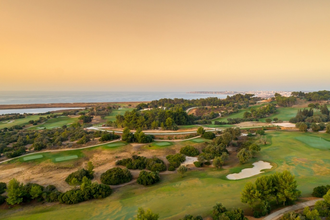 Parcela en venta en Palmares JW Marriott Resort, Algarve, Portugal_338705
