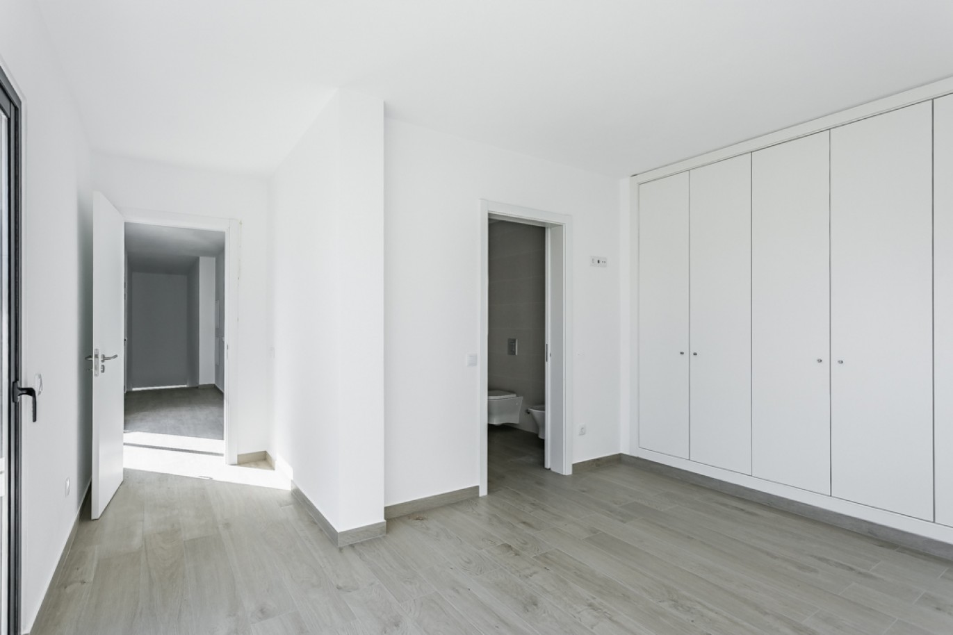 Moderna Moradia V4 com piscina para venda em Aljezur, Algarve_339340