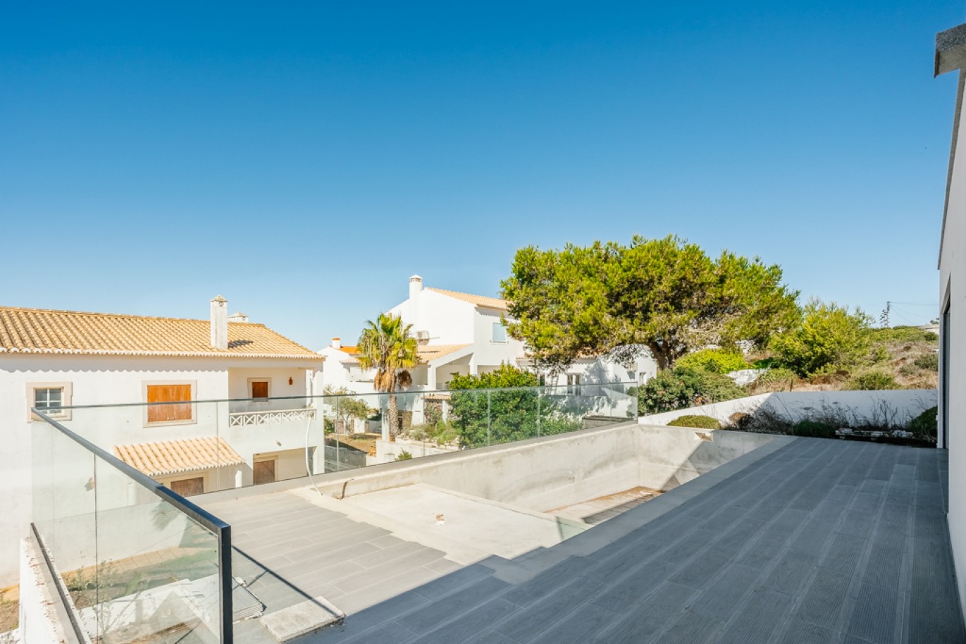 Moderna Moradia V4 com piscina para venda em Aljezur, Algarve_339347