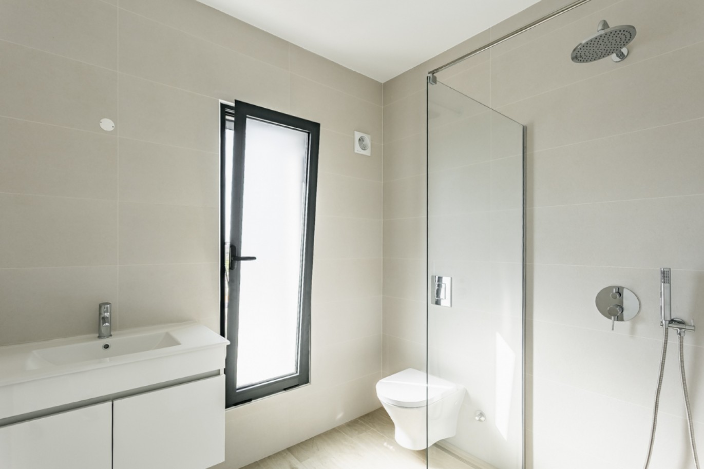 Moderna Moradia V4 com piscina para venda em Aljezur, Algarve_339352