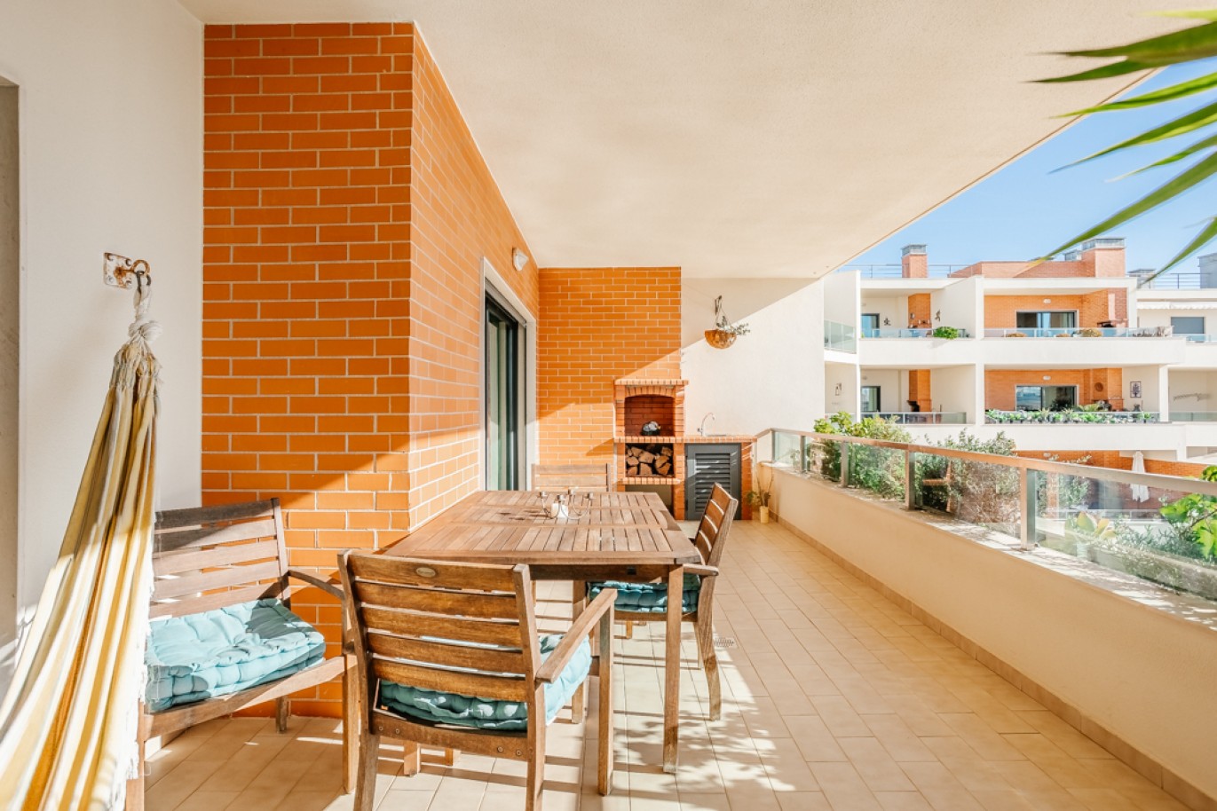 2-bedroom Apartment with pool for sale in Lagos, Algarve, Portugal_339379
