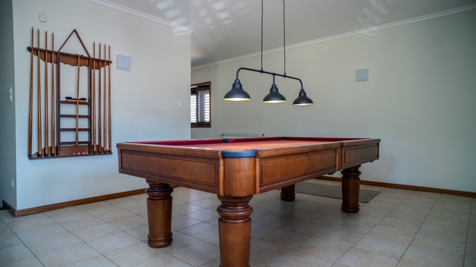 Fünf + Ein Schlafzimmer Villa mit Garten und Pool  in Trofa, Portugal_339413