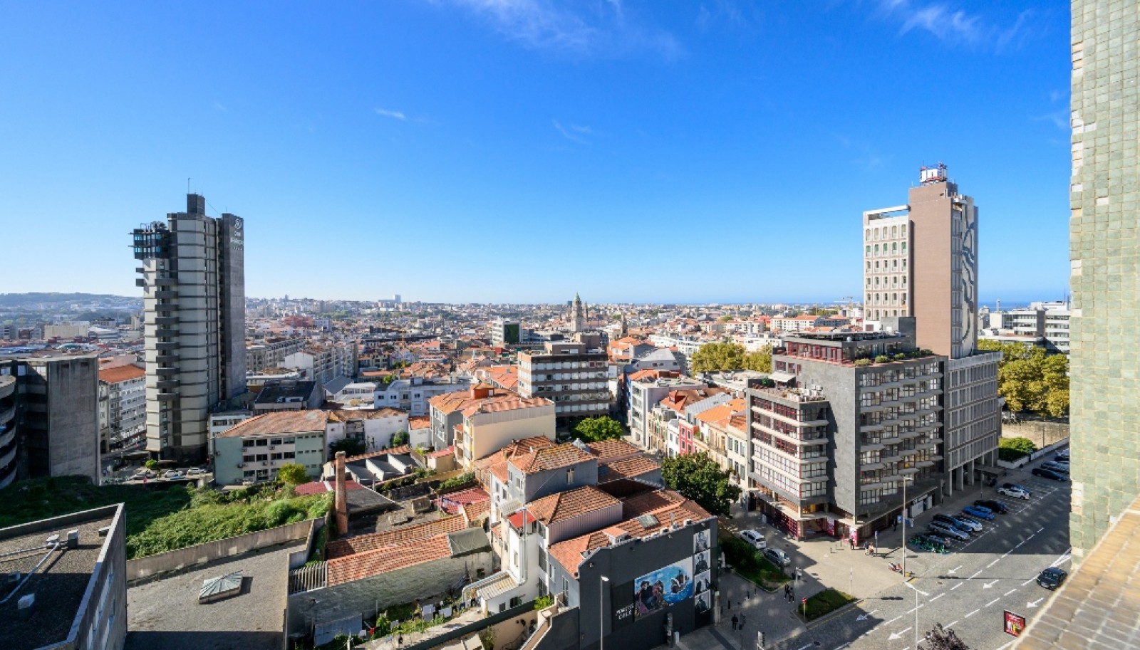 Apartamento T4 totalmente reabilitado à venda no centro do Porto_339746