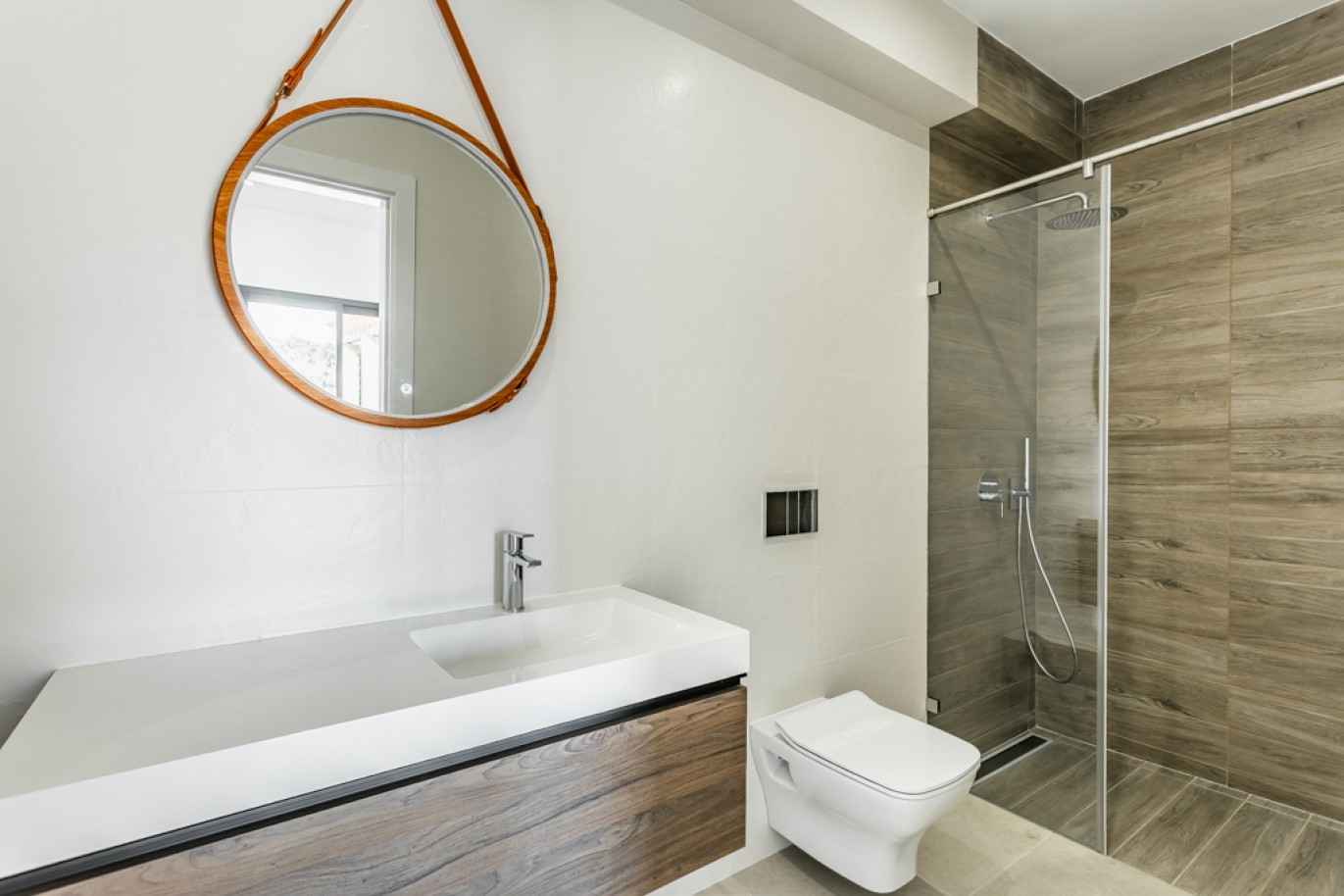 Moradia V4 com piscina para venda em Carvoeiro, Algarve_339925